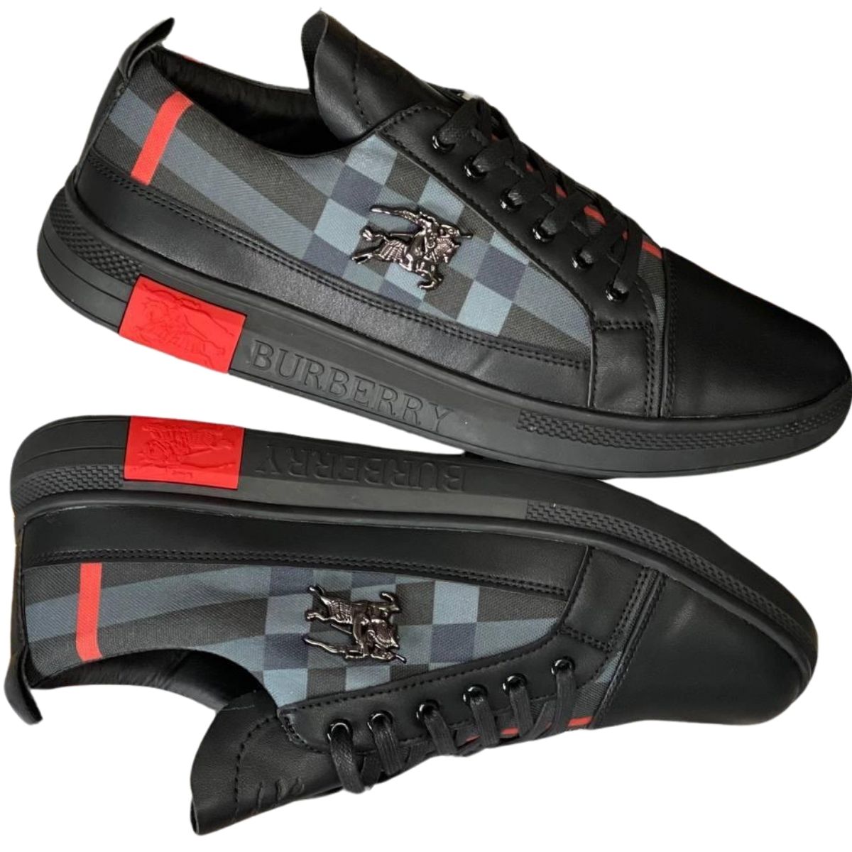 COMPRAR Tenis Burberry Hombre Si estás buscando COMPRAR tenis Burberry hombre, has llegado al lugar correcto. En Onlineshoppingcenterg, tenemos una selección exclusiva de zapatos Burberry para hombre, desde sneakers clásicos hasta ediciones limitadas. Aquí te ayudamos a elegir el mejor par según tu estilo y presupuesto.  ¿ Tenis Burberry Hombre? Los tenis Burberry hombre son sinónimo de elegancia, calidad y distinción. Fabricados con materiales premium como cuero italiano y detalles icónicos como el estampado Burberry Check, estos sneakers son una inversión en estilo duradero.  Modelos Más Populares de Zapatos Burberry Hombre Burberry Sneakers Hombre (White & Black) – Ideales para looks casuales y sofisticados.  Tenis Burberry Caballero con Detalles en Cuero – Perfectos para ocasiones formales.  Zapatillas Burberry Hombre Edición Limitada – Diseños exclusivos para coleccionistas.  Burberry Deportivos Hombre – Comodidad y estilo para el día a día.   ¿Los tenis Burberry hombre son cómodos? ¡Sí! Los Burberry sneakers hombre están diseñados para combinar estilo y confort, con suelas amortiguadas y plantillas ergonómicas.  ¿Cómo cuidar mis tenis Burberry hombre? Mantenimiento básico:  Limpiar con paño suave y jabón neutro.  Evitar agua en exceso (especialmente en modelos de cuero).  Guardar en bolsa de tela para evitar polvo.  ¿Los tenis Burberry hombre son resistentes al agua? Depende del modelo:  Algunos tienen tratamiento repelente al agua (especialmente los de cuero).  No son impermeables, pero resisten salpicaduras.  ¿Cómo elegir la talla correcta en tenis Burberry? Recomendaciones:  Los tenis Burberry suelen ajustarse a la talla real (no varían mucho).  Si tienes dudas, consulta nuestra guía de tallas en la página del producto.  ¿Qué colores están disponibles en tenis Burberry hombre? Los tonos más populares:  Blanco (ideal para looks minimalistas).  Negro (versátil y elegante).  Beige y café (con el icónico estampado Burberry Check).  ¿Los tenis Burberry hombre son aptos para uso diario? Sí, están diseñados para combinar estilo y comodidad, perfectos para el día a día, oficina o salidas casuales.  ¿Qué tipo de suela tienen los tenis Burberry? Suelas de goma con buen agarre. Amortiguación ligera para mayor confort al caminar.  ¿Cómo combinar tenis Burberry hombre con mi outfit? Ideas de estilo:  Con jeans y camisa (look casual elegante).  Con chinos y blazer (estilo smart casual).  Con ropa deportiva (para un toque urbano).  ¿Qué diferencia a los tenis Burberry de otras marcas de lujo? Detalles exclusivos:  Estampado Burberry Check (reconocible y clásico). Diseño británico sofisticado (menos llamativo que otras marcas). Calidad premium en materiales y costuras.  Envíos a Todo Colombia, España, México y Estados Unidos En ONLINESHOPPINGCENTERG somos expertos en tenis Burberry hombre y te ofrecemos envíos rápidos y seguros a Colombia (Chocó, Atlántico, Magdalena, Antioquia, Valle del Cauca, Risaralda, Cesar, La Guajira, Bolívar, Córdoba, Casanare, Santander, Huila, Quindío, Caldas, Sucre, Norte de Santander, Nariño, Tolima), España, México y Estados Unidos.  En Colombia: Antioquia (Medellín): Envíos en 24-48 horas.  Valle del Cauca (Cali): Entrega express disponible.  Bogotá: Recibe tu pedido en menos de 24 horas.  Otras regiones (Chocó, Magdalena, Atlántico, Huila, etc.).  En España: Envíos a Madrid, Barcelona, Valencia y más.  En México: CDMX, Guadalajara, Monterrey y todo el país.  En Estados Unidos: Miami, Nueva York, Los Ángeles y más.